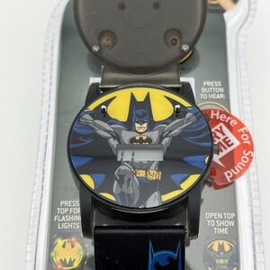 Batman Flashing Light & Sound FX LCD Kids Watch- New‎ Working